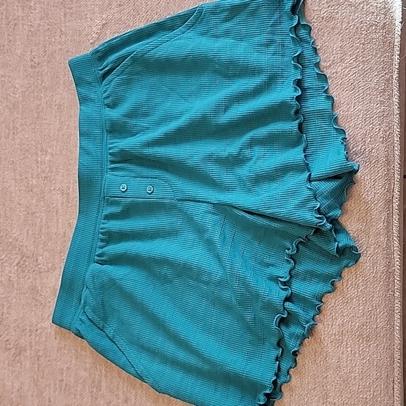 Stars above Blue green shirt and shorts set - Picture 2 of 7